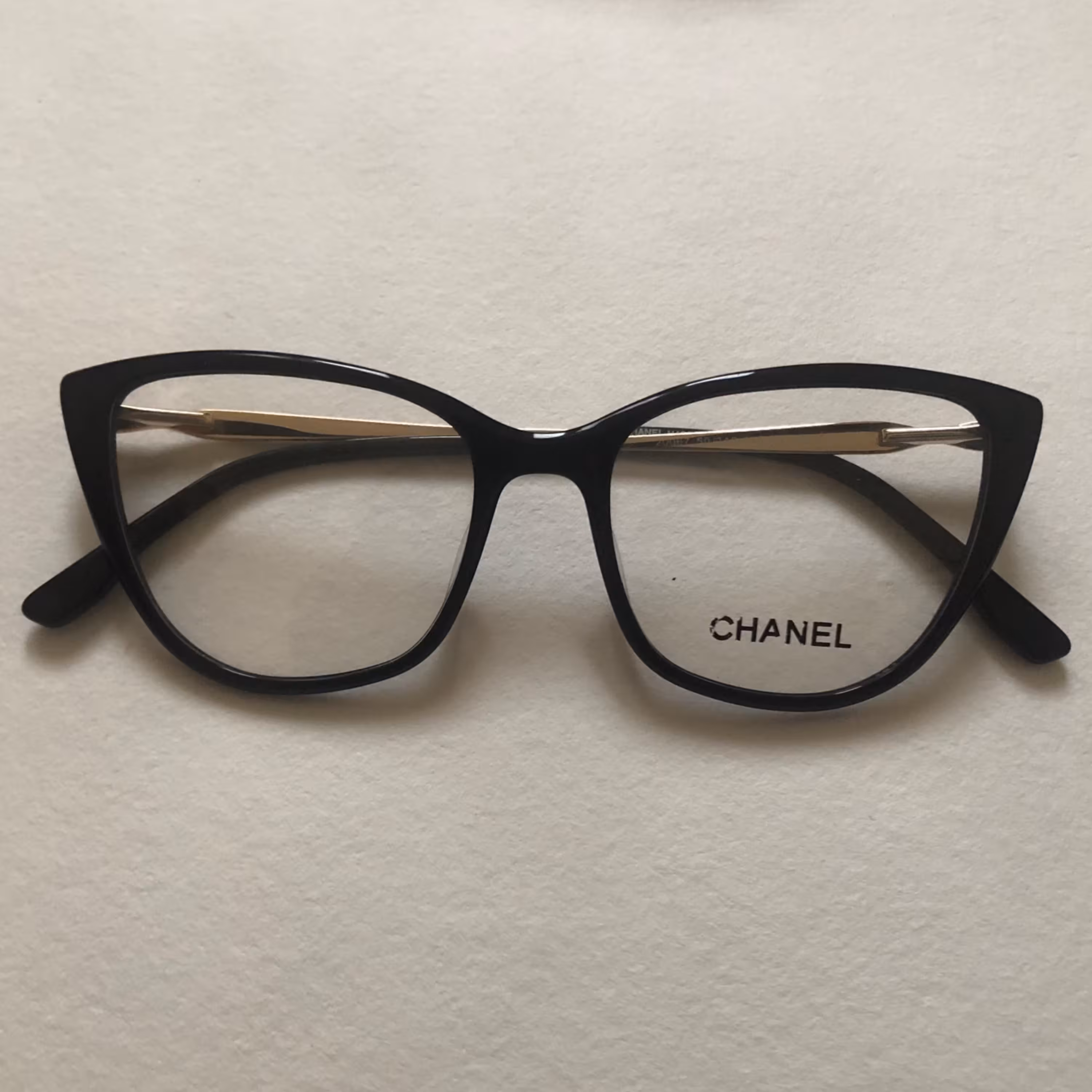 فریم عینک طبی کد.0016