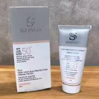 کرم ضد آفتاب سانیورا SPF50 مدل 01 بی رنگ سبک