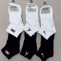 جوراب مچی آپتیمیست گلدوزی سفید و مشکی