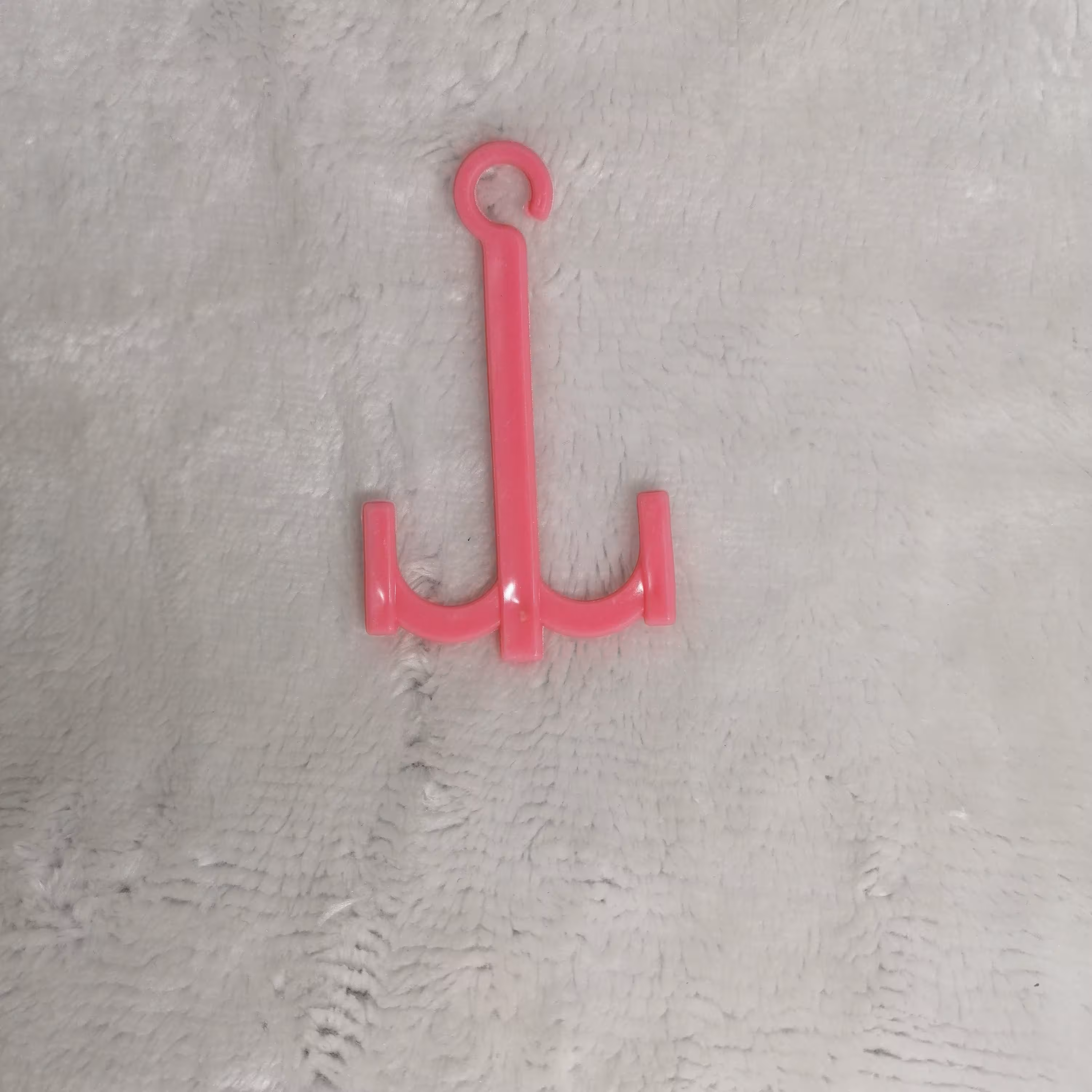 قلاب آویز لیوان، کفگیر و ملاقه طرح لنگر  مجموعه 6 عددی رنگ صورتی ،سفید ،توسی،لطفا قبل از ثبت سفارش موجودی بگیرید