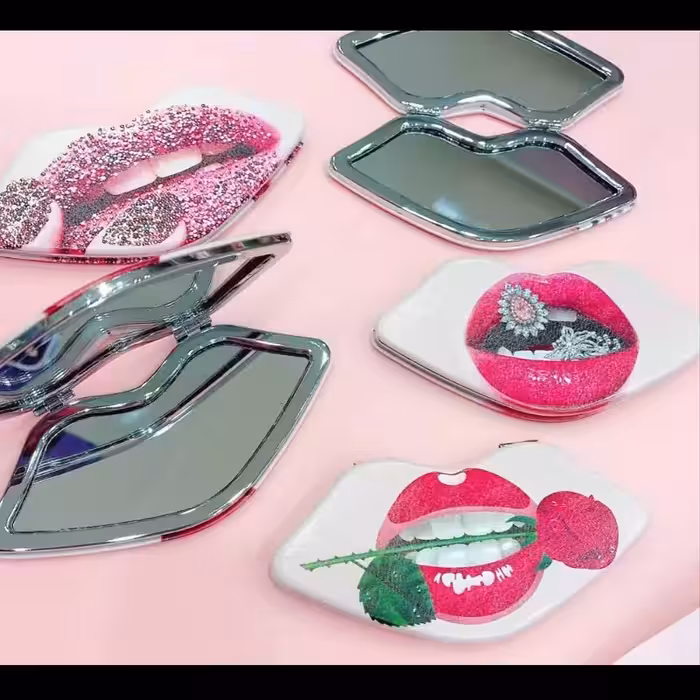 آینه طرح لب