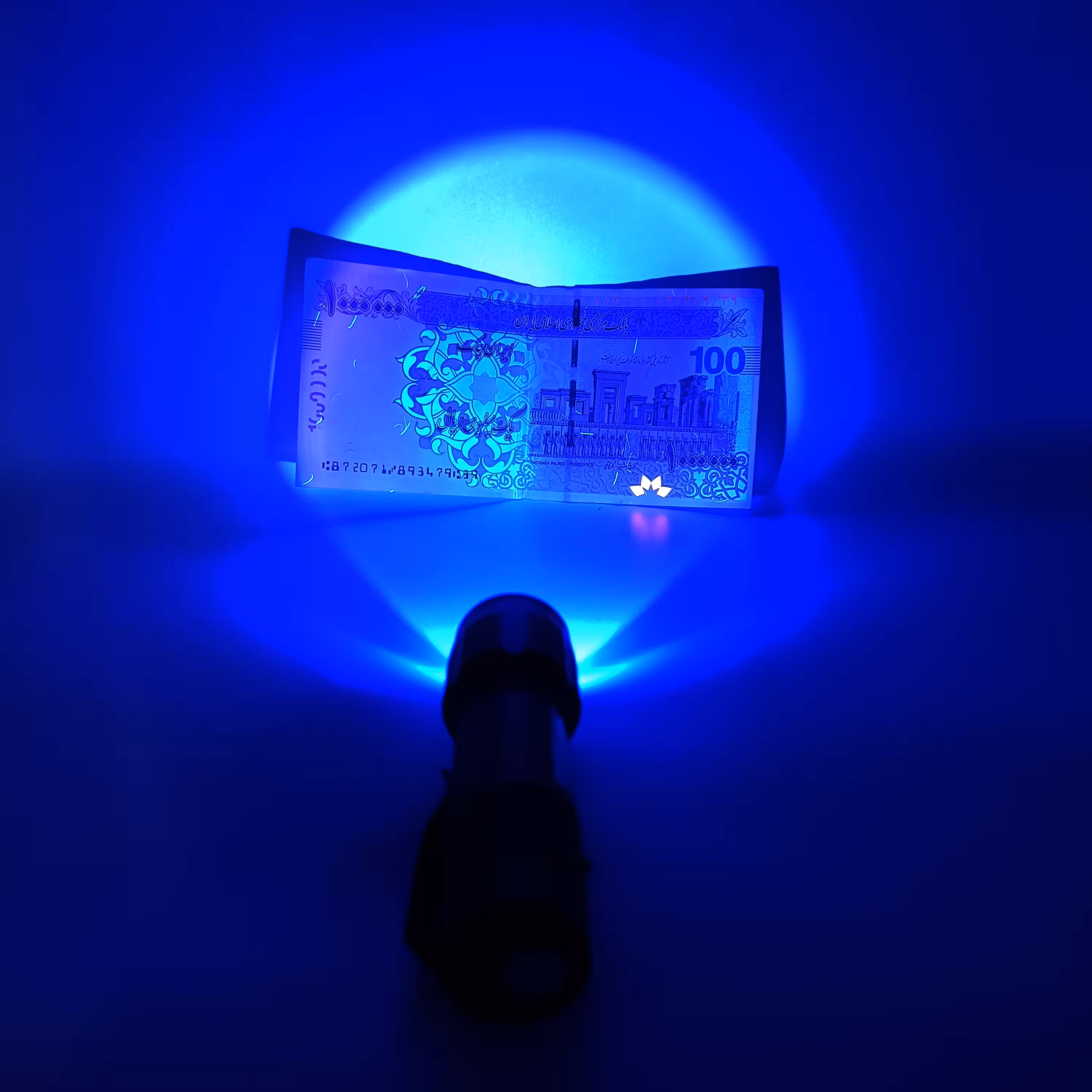 چراغ قوه یووی uv بلک لایت فرابنفش مدل جیبی 395 نانومتر