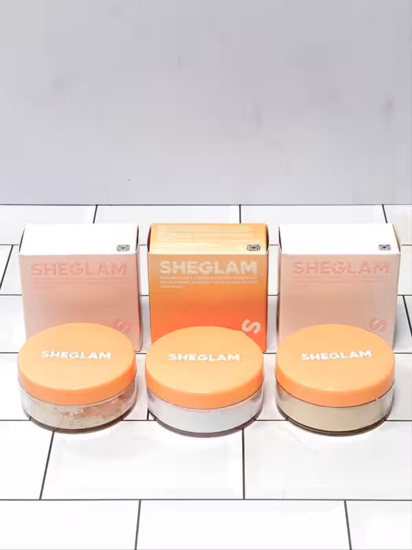 پودر فیکس کاسه ای جذاب مات کننده و ضد آب