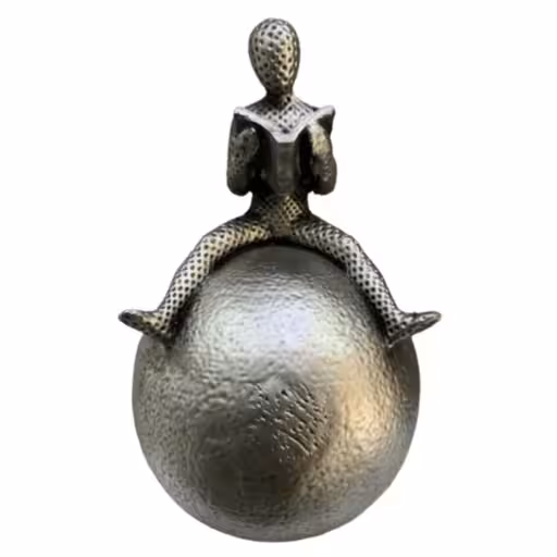 مجسمه مومیایی کتاب خوان