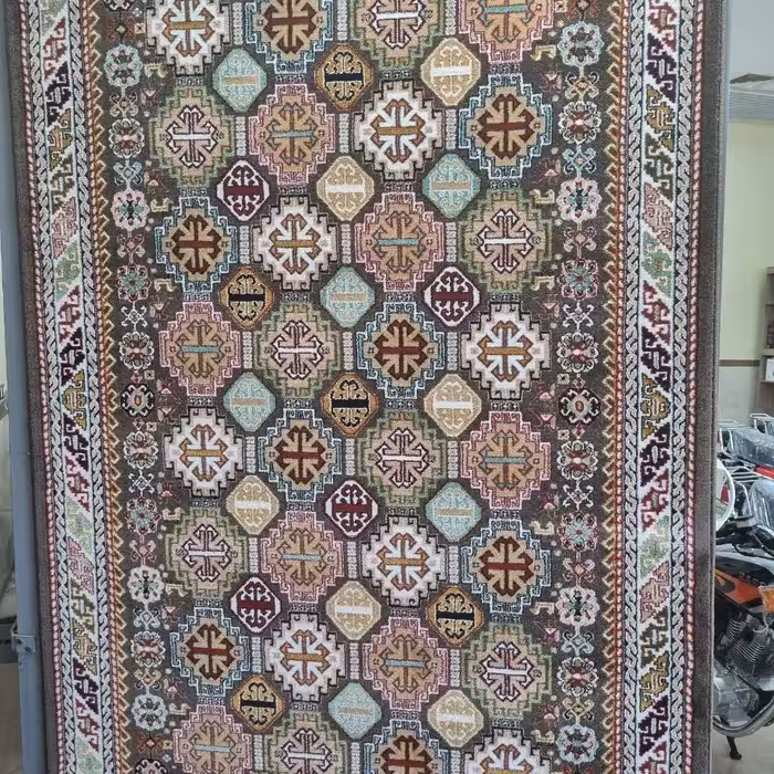 فرش پاتریس  فرش گلیم عشایری 400شانه طرح آینه گل بژ سایز 9متری