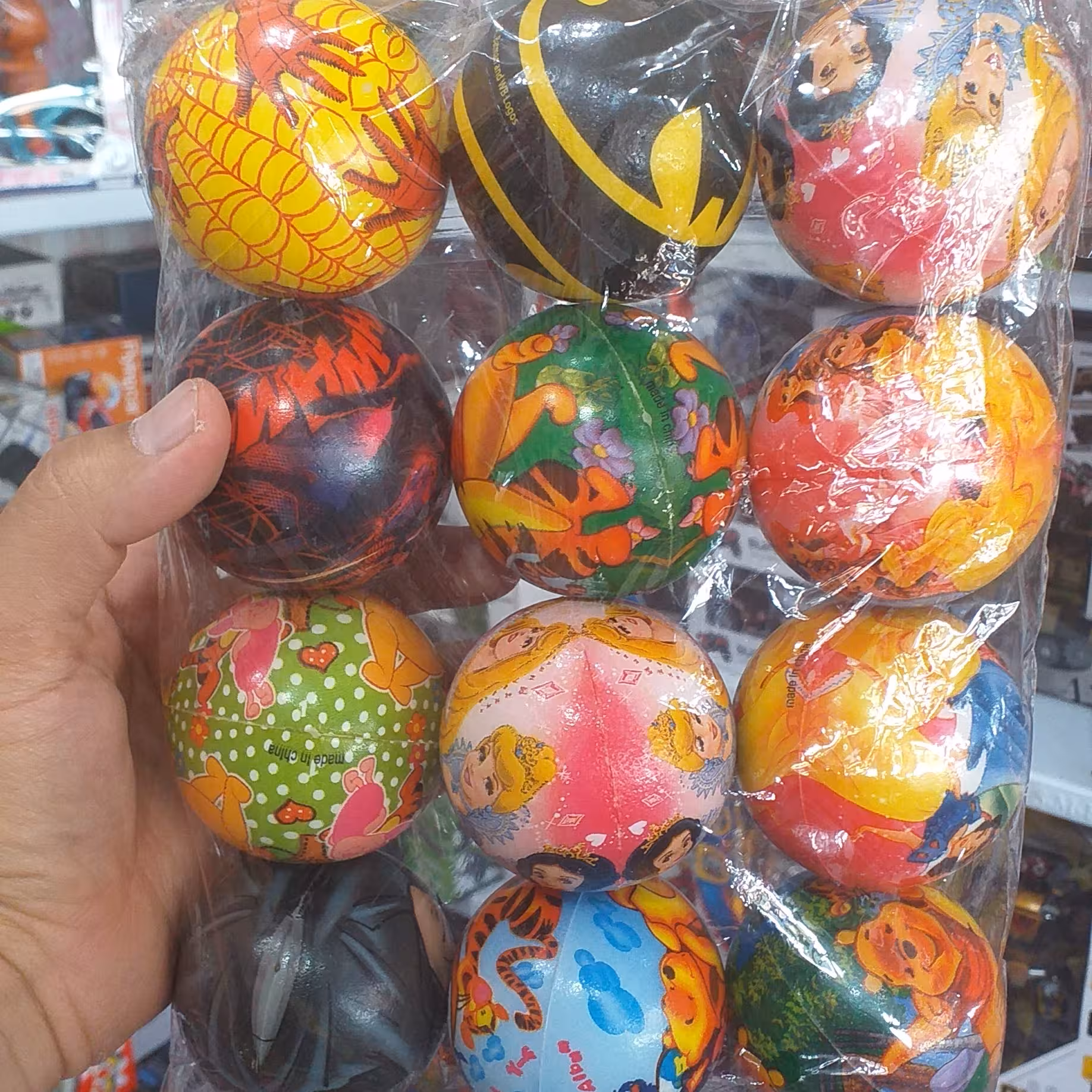 توپ اسفنجی ابری خارجی سایز قطر 6 سانت توپ ابری