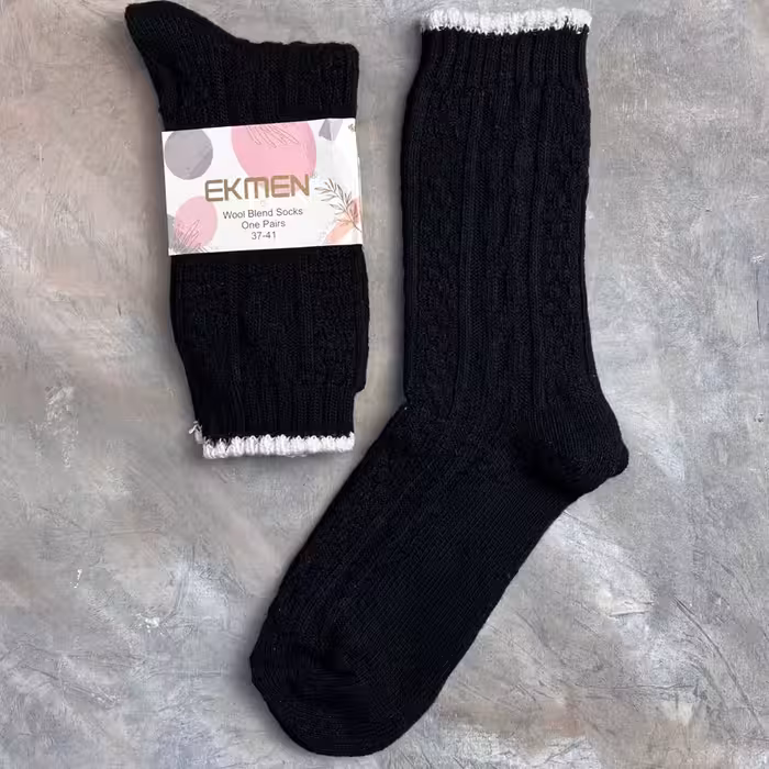 جوراب ساقدار پشمی اکمن طرح ژاکارد مشکی لب سفید