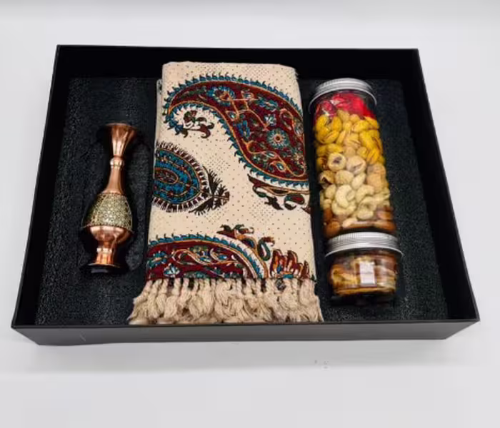 پک هدیه یلدایی Y109