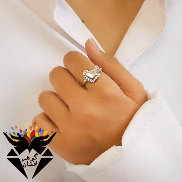 انگشتر نقره زنانه طرح قلب نگین دار R3242