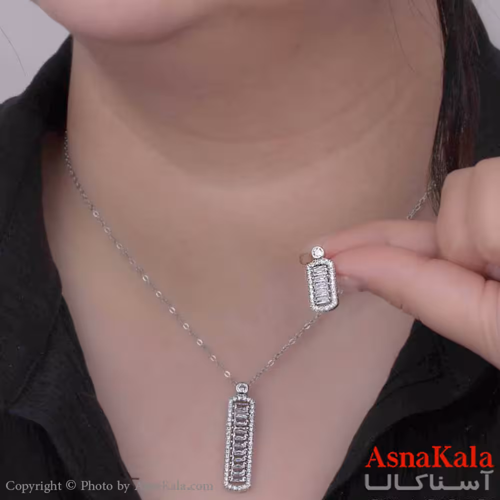 نیم ست زنانه شامل گردنبند و گوشواره  استیل 316 مستطیلی رنگ نقره ای  کد NIM14512W