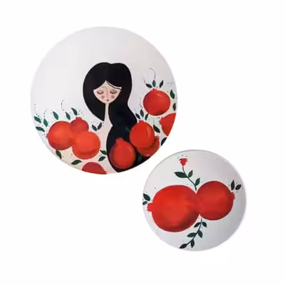 بشقاب دیوارکوب سفالی طرح بانو و انار مجموعه 2 عددی