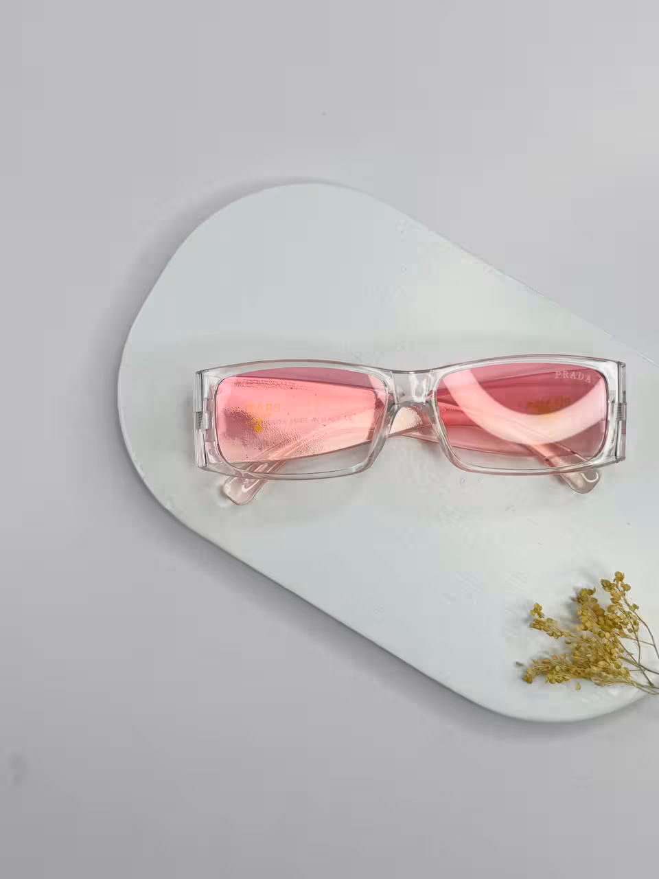 عینک آفتابی برند PRADA زنانه دخترانه رنگ صورتی یخی ترند  یووی400