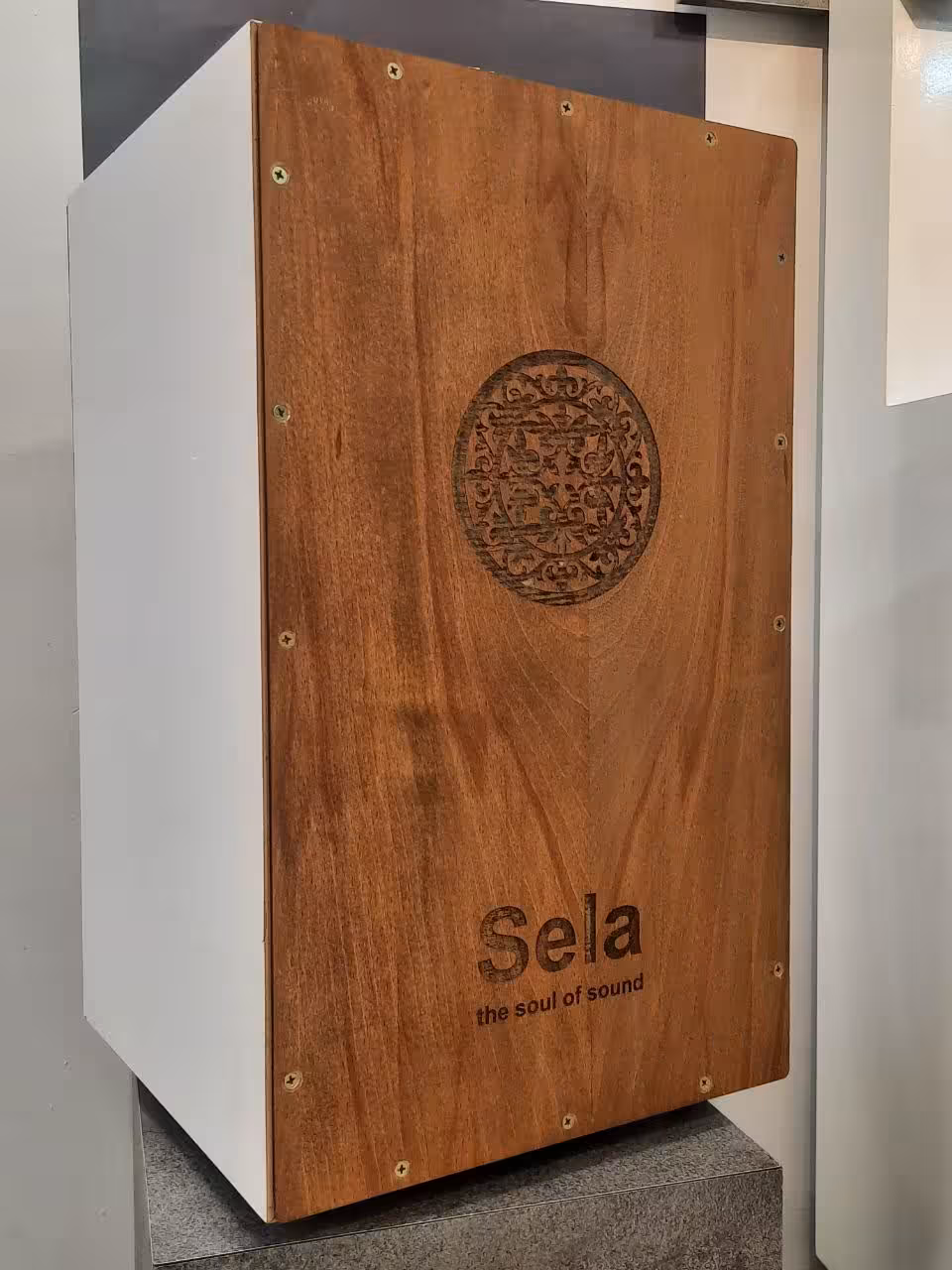 کاخن sela