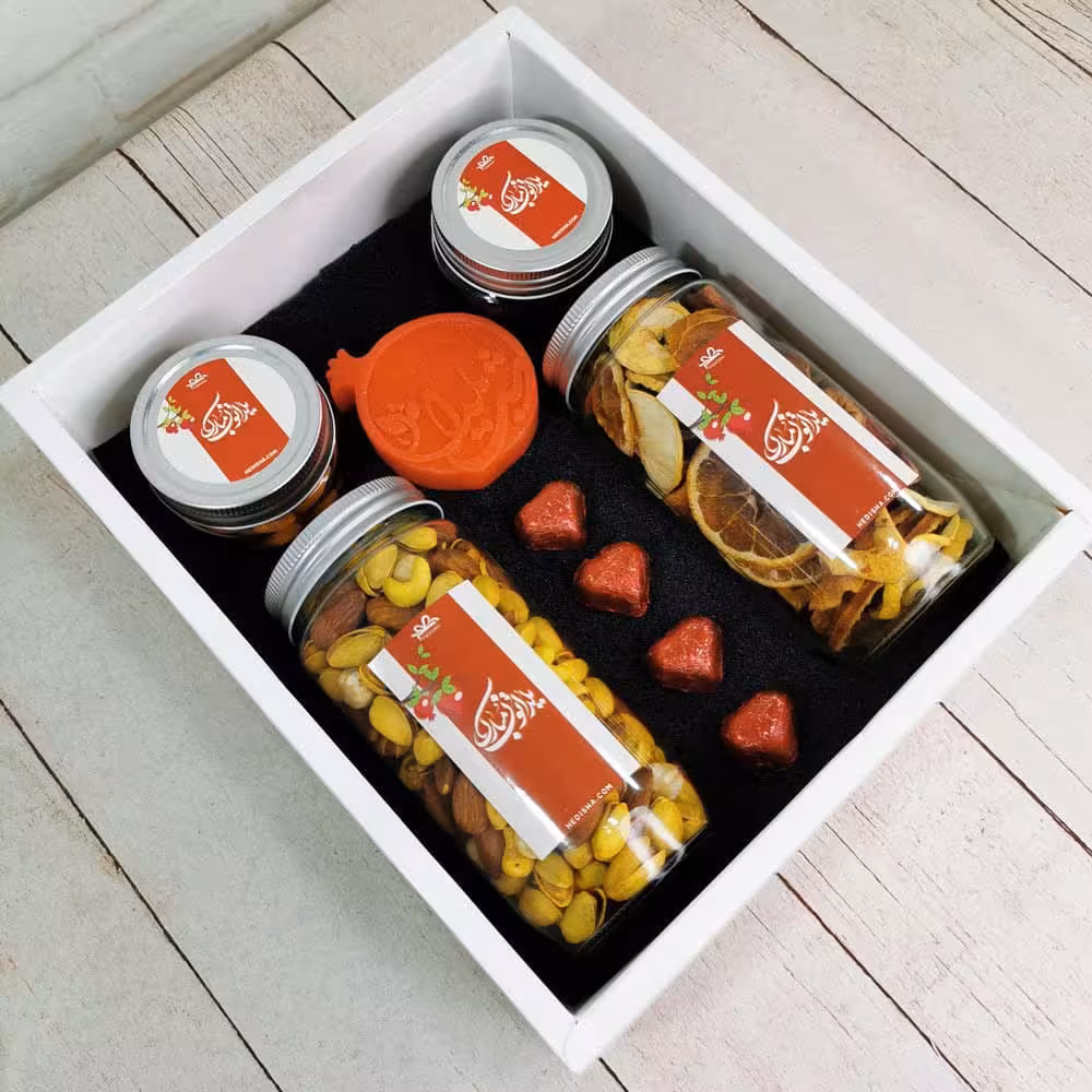 پک هدیه شب یلدا کد B117