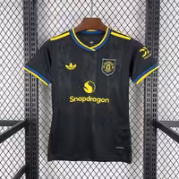 لباس دخترانه منچستریونایتد 2026-2025 کیت سوم