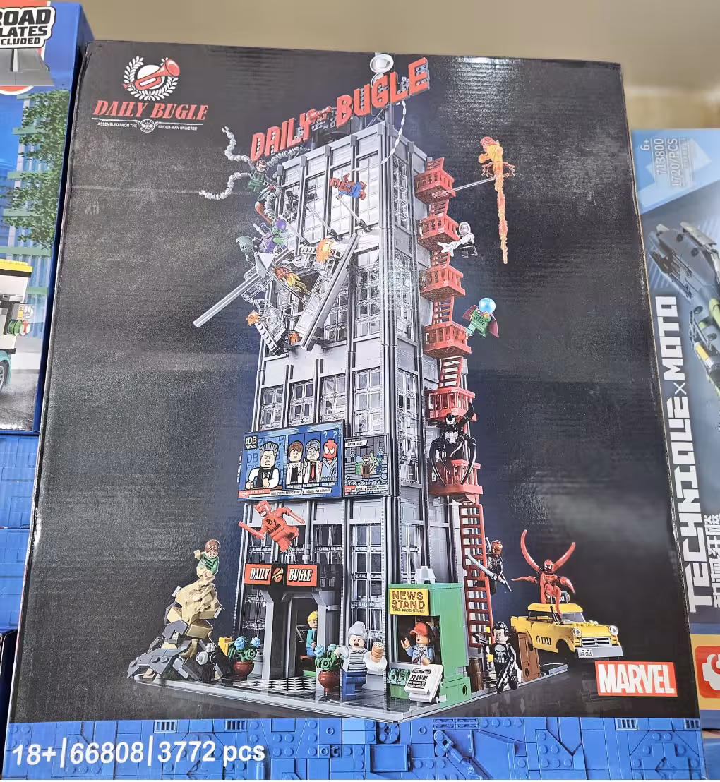 لگو ساختمان دیلی بیوگل مارول و اسپایدر