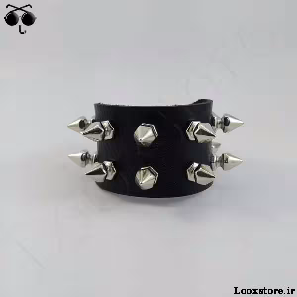 دستبند چرم تیغ دار دو ردیف درشت فلزی
