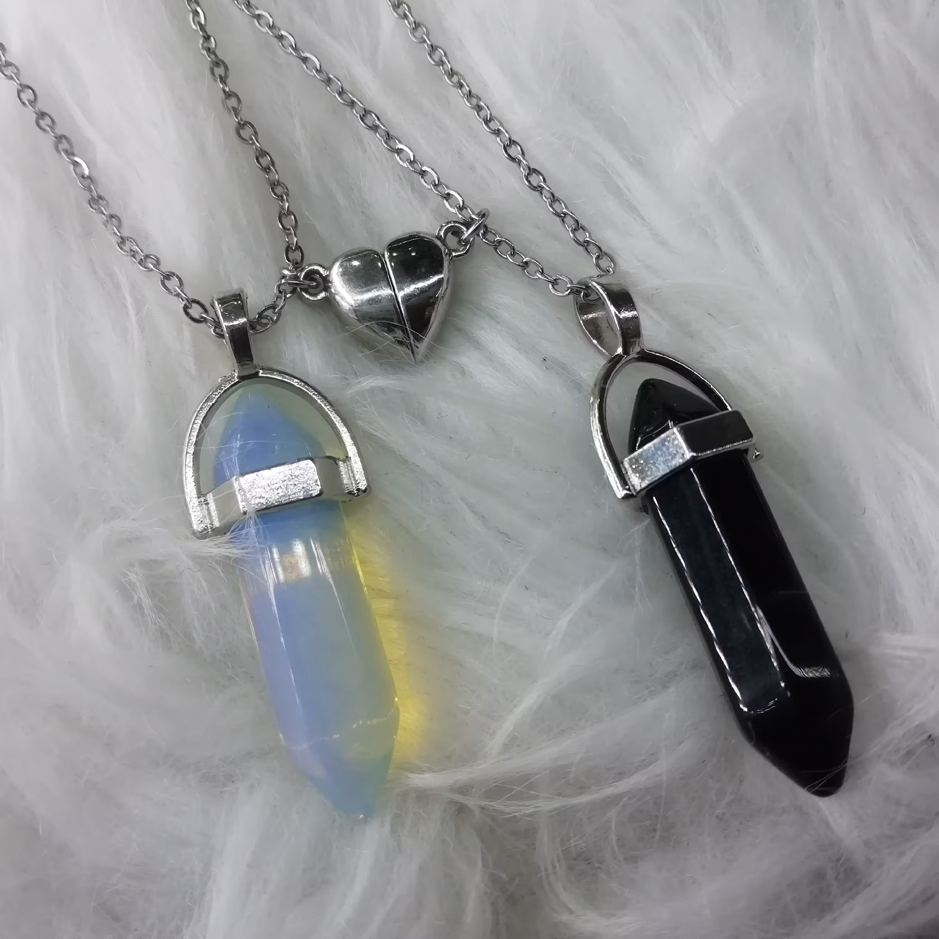 گردنبند جفتی  منشور آهنربایی