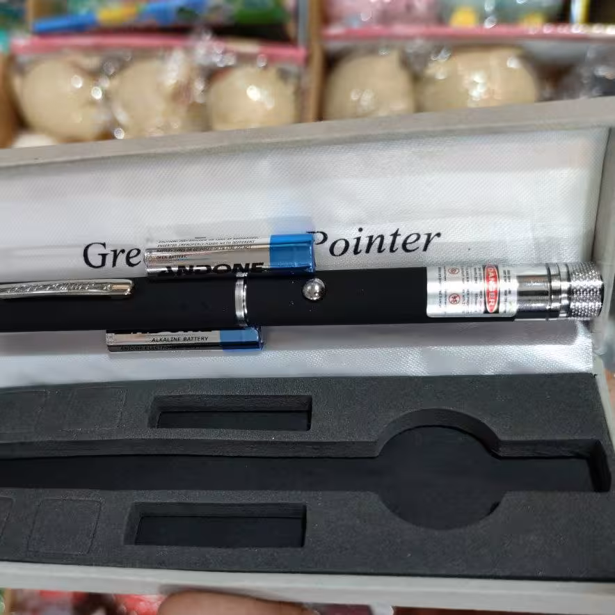 لیزر سبز (پوینتر) باتری خور 