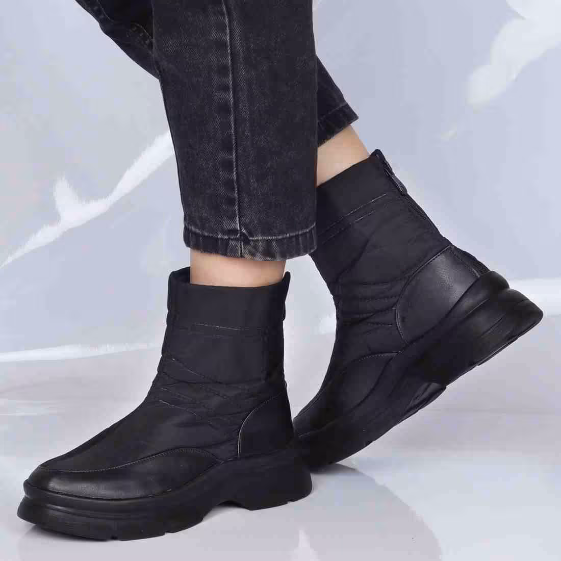 نیم بوت پافر پشت زیپ(1244)