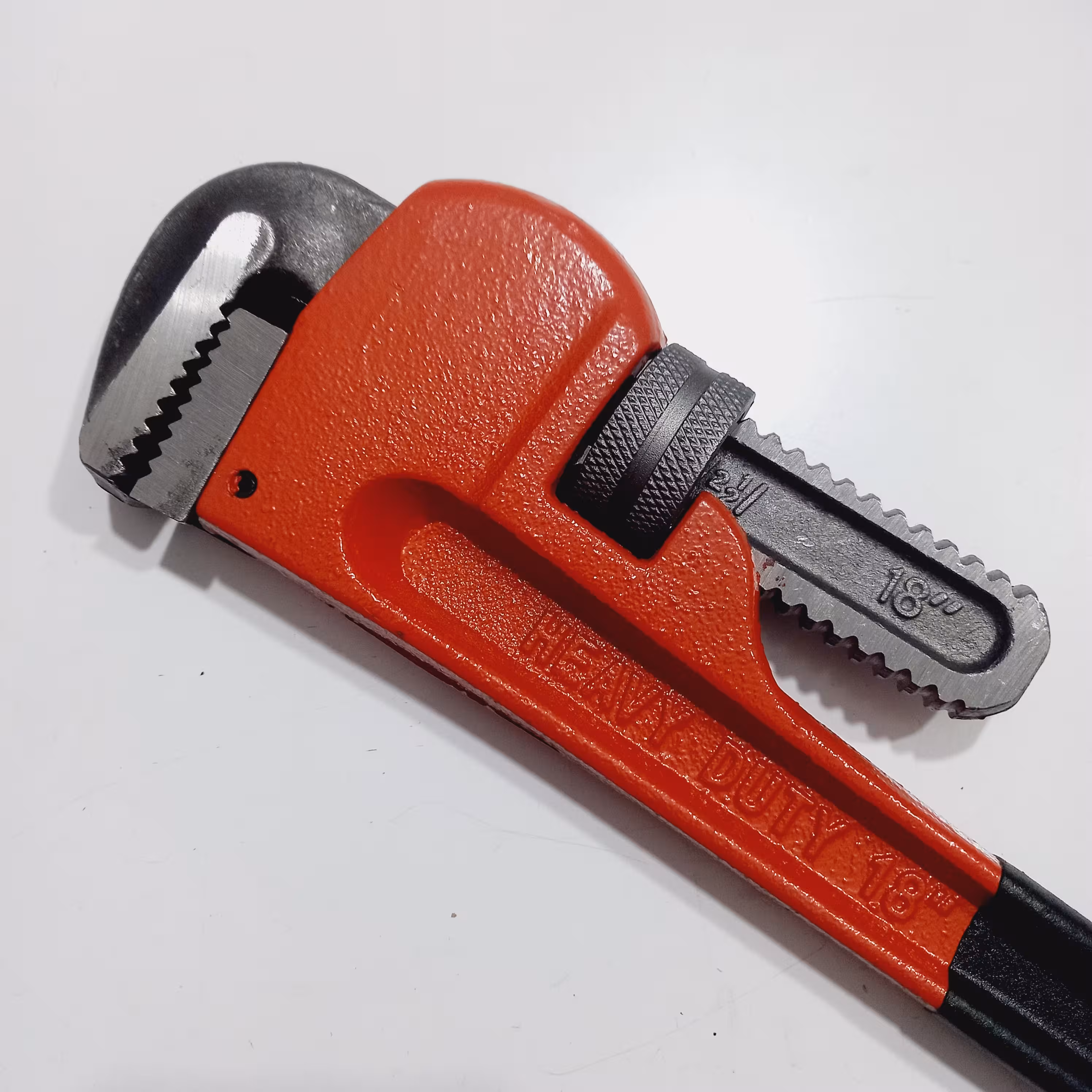 آچار شلاقی 18 اینچ Heavy duty هیوی دیوتی دسته روکش دار