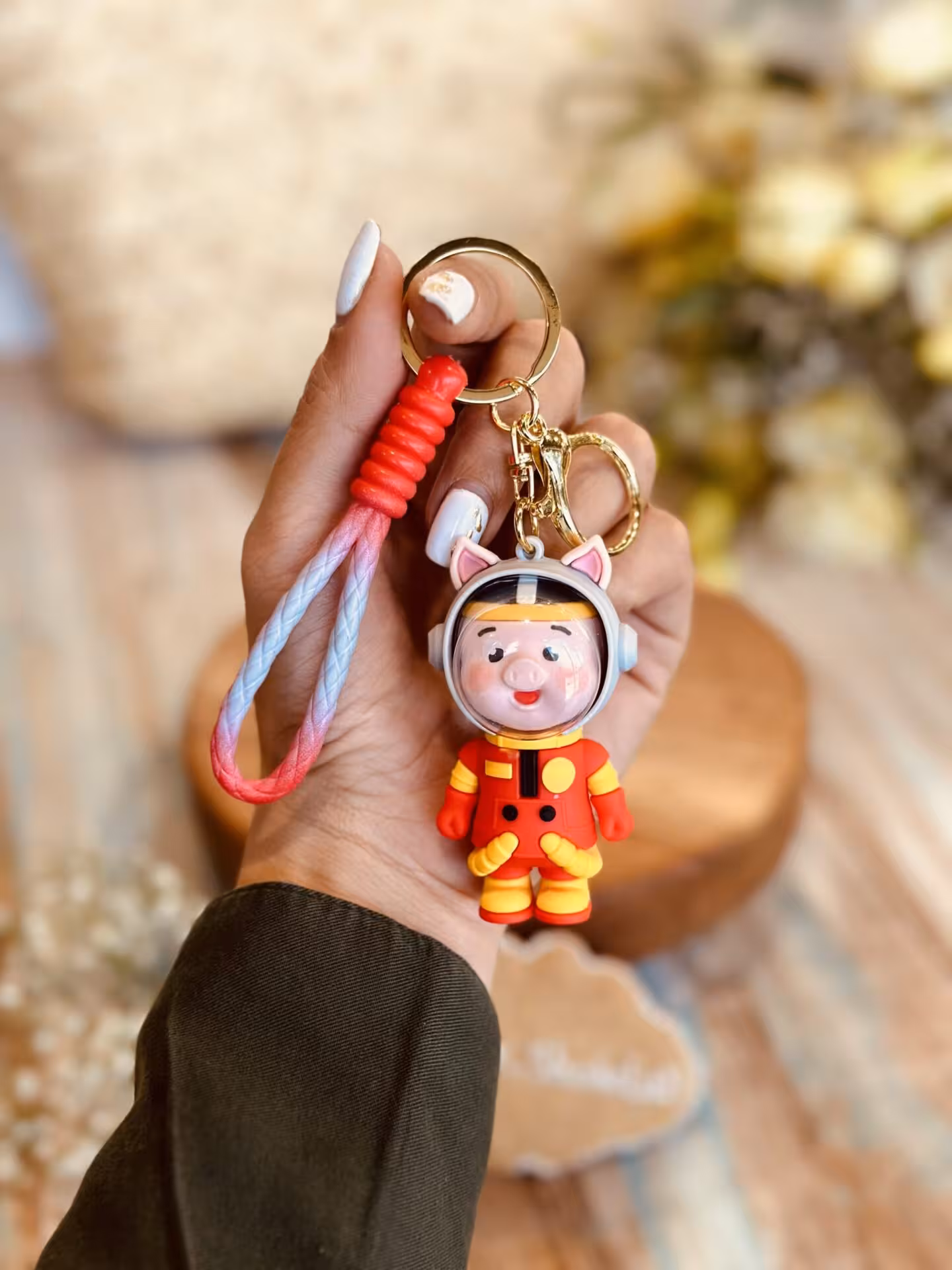 جاسوییچی فضانورد کد00318