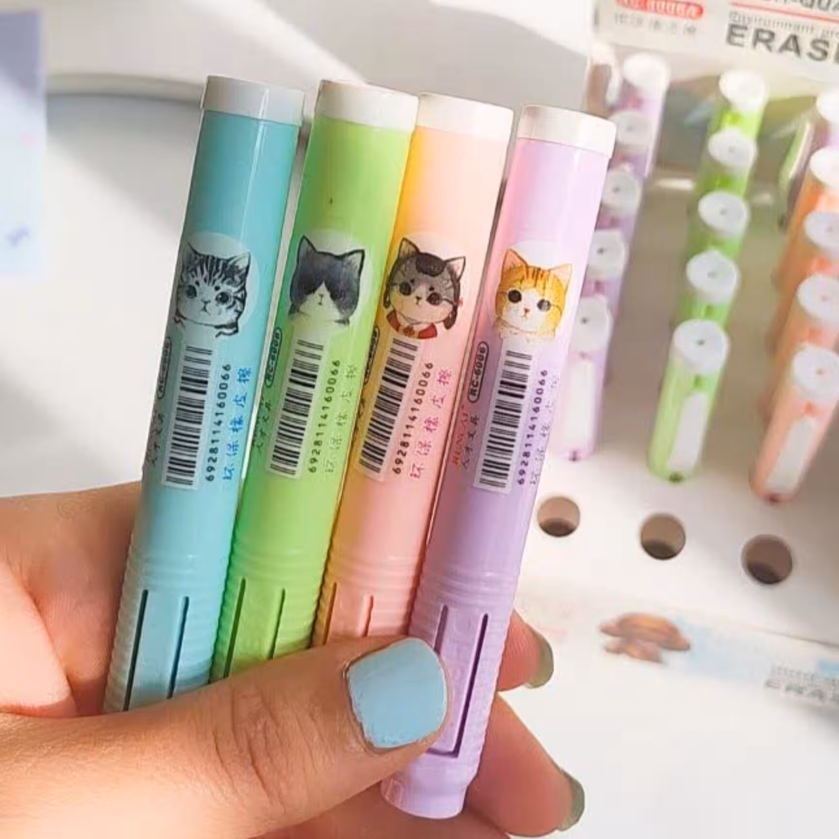 پاکن کاتری  گربه سبز پاستلی 