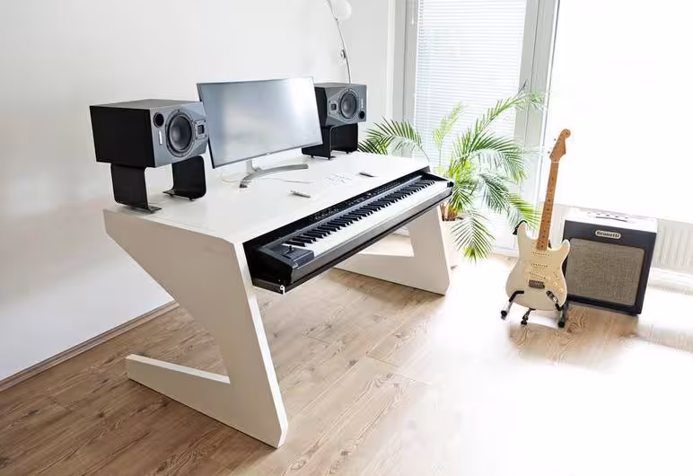 میز استودیویی آراد