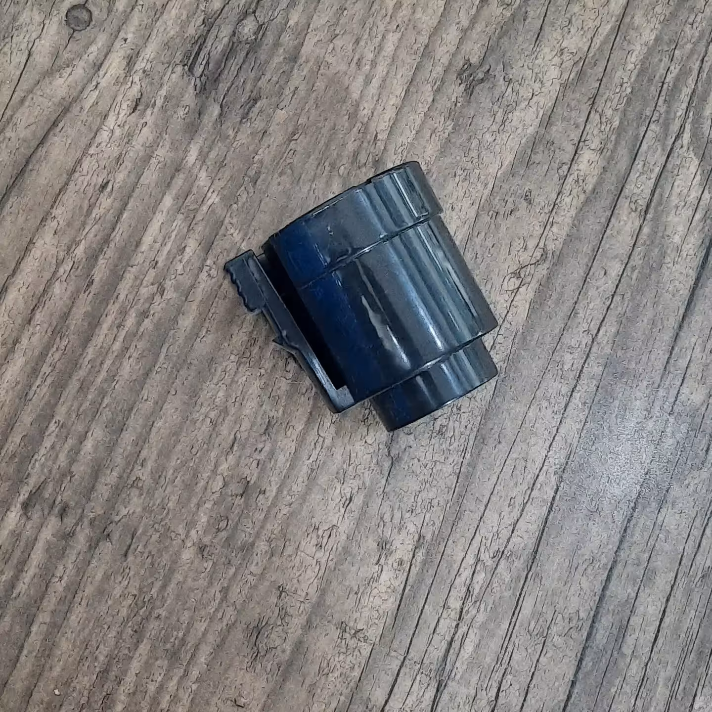 کوبل جاروبرقی تک خار لبه کوتاه