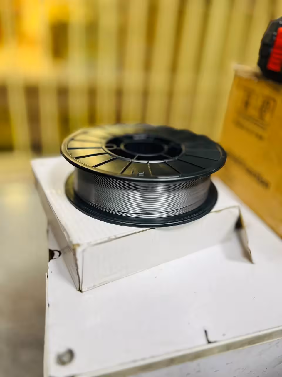 سیم جوش co2 مخصوص تو پودری بدون نیاز به کپسول 5 کیلویی