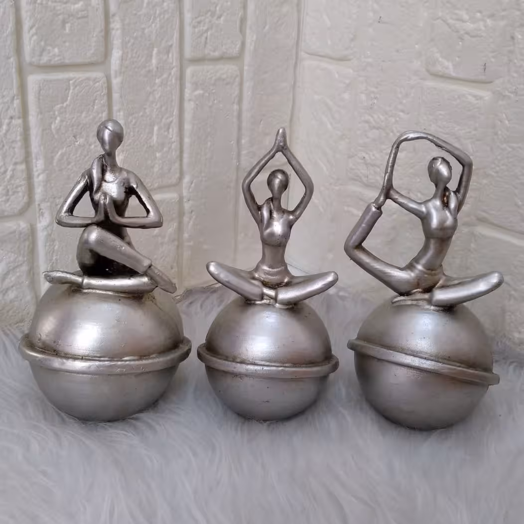 مجسمه یوگا مدل کره سوا ر مجموعه 3 عددی