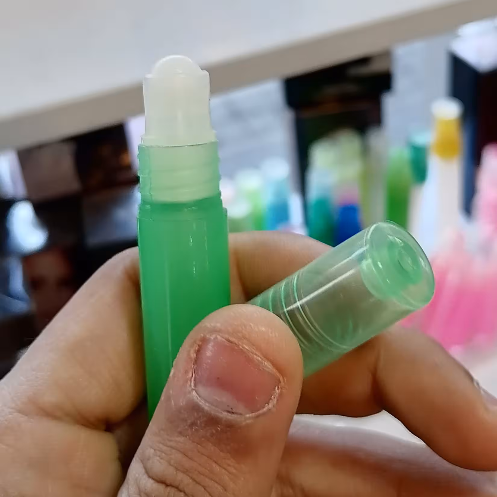 عطر اکوا وومن خالص غلتکی 2میل