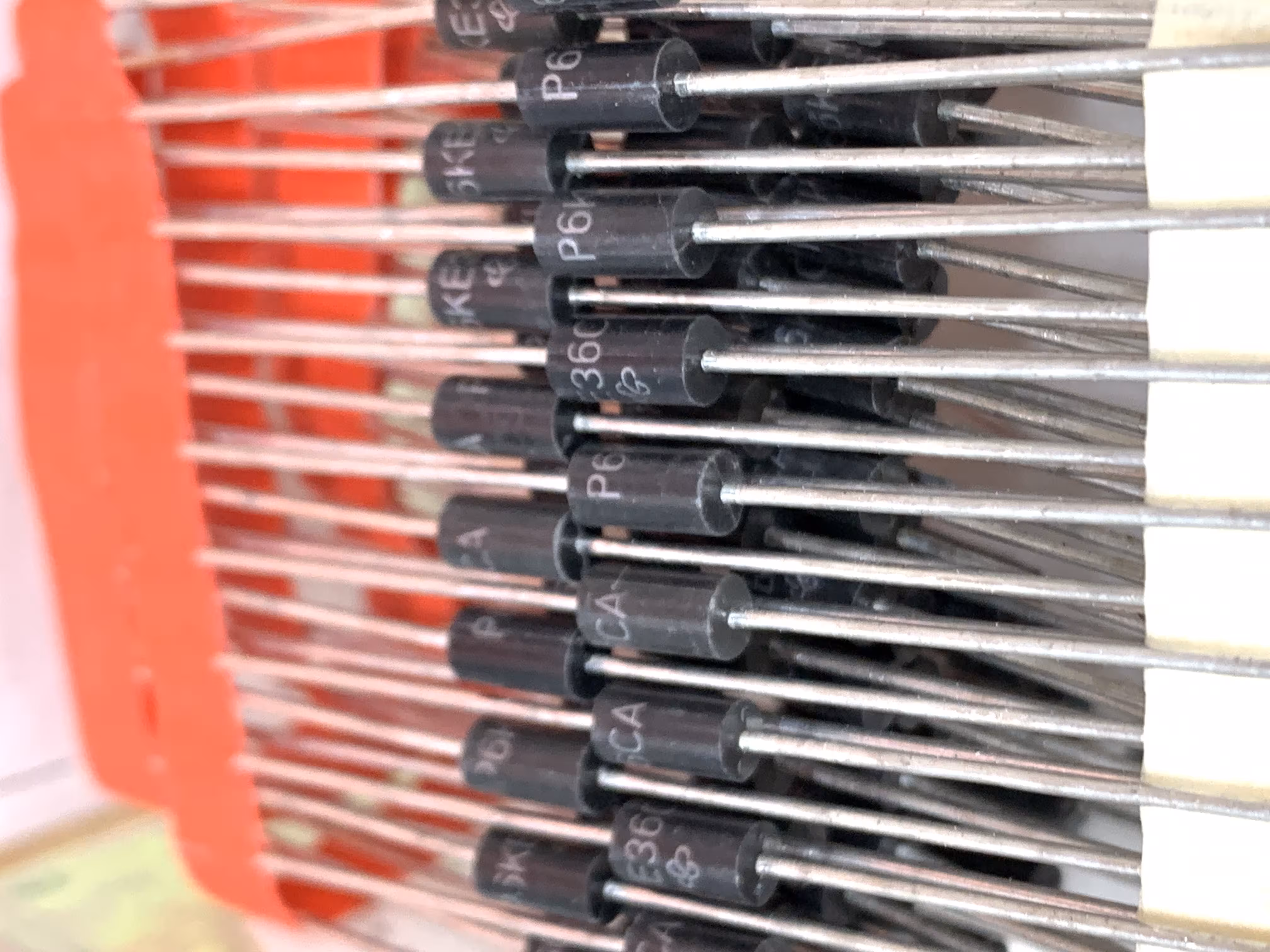 دیود زنر P6KE36CA