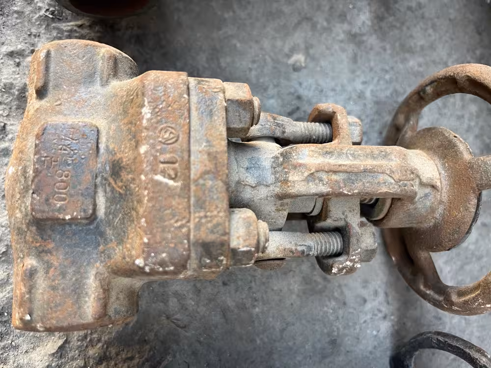 شیر کشویی 3/4 اینچ دنده کلاس 800 از جنس TRIM A105N STEM A105N DISC A105N BODY A105N