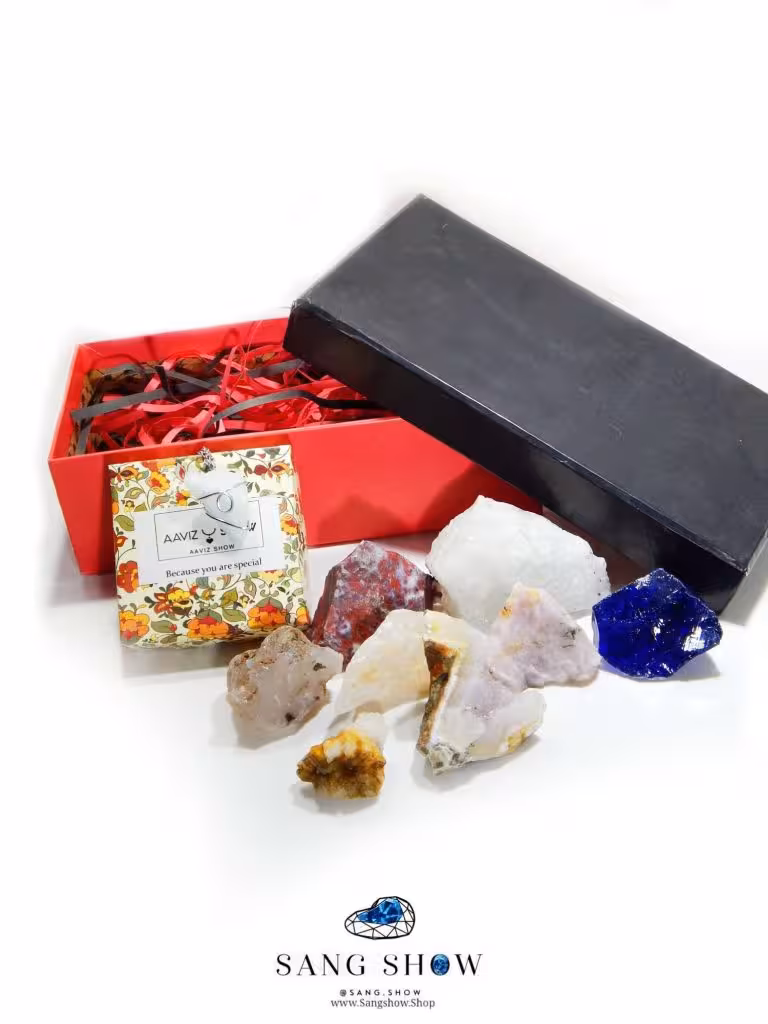 پک هدیه بهمن ماه سنگی بهمراه آویز PACKBM1