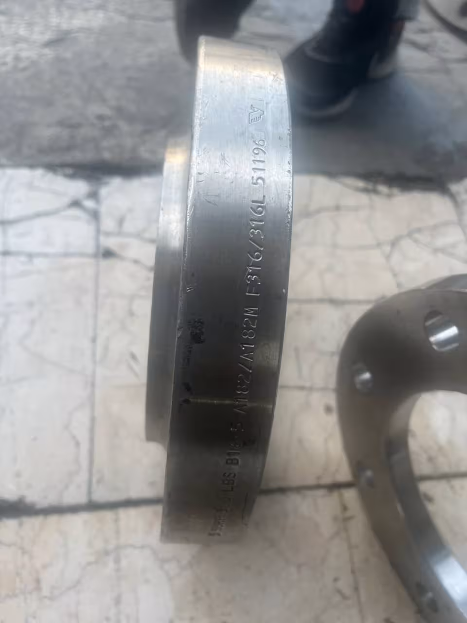 فلنج اسلیپ ان 5 اینج کلاس 300 ریس فیس SA 182F316/316L