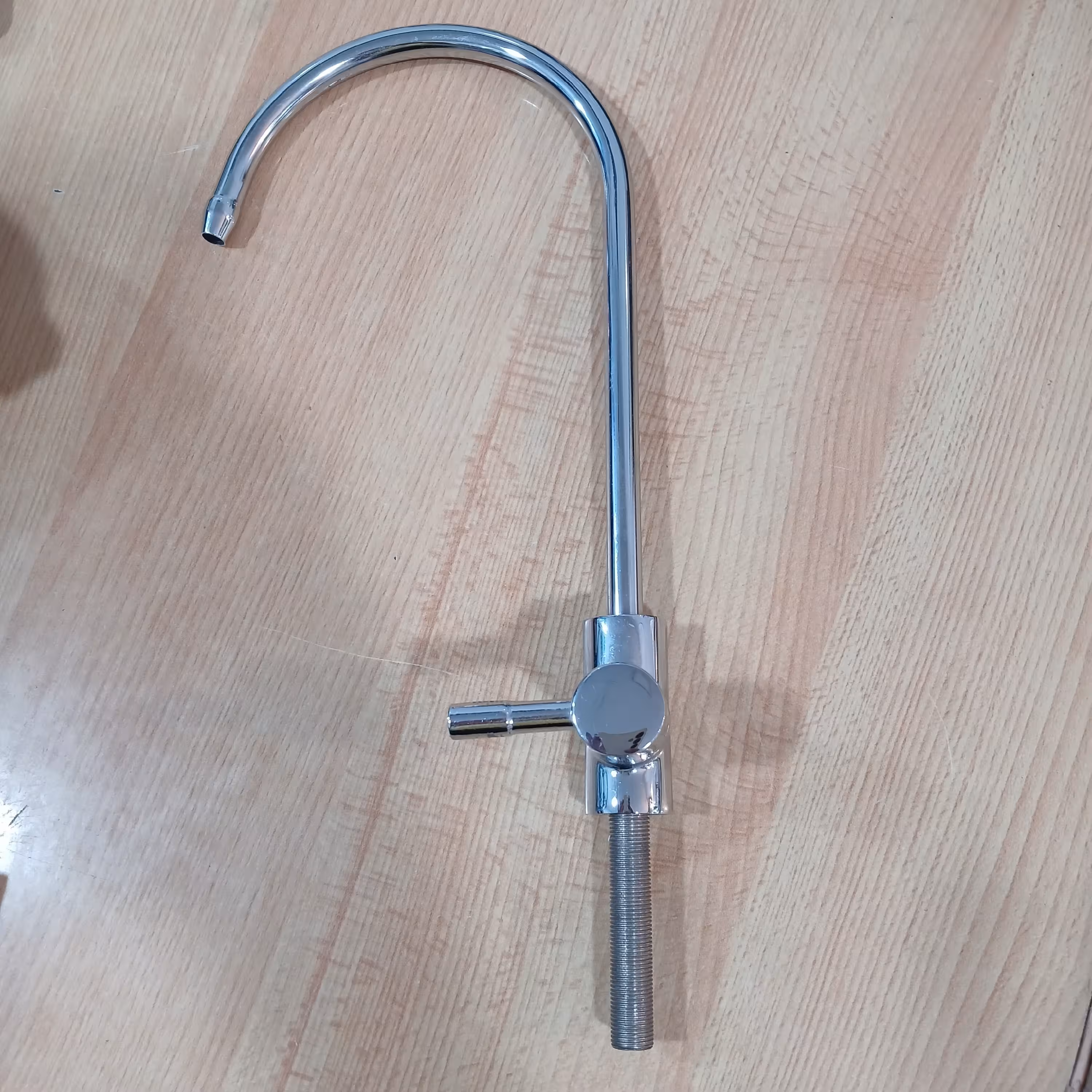 شیر اهرمی نیمه فانتزی