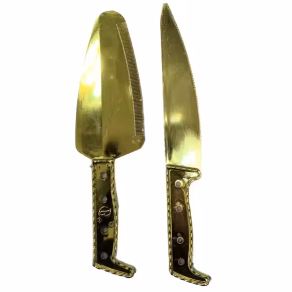 کارد کیک بری طلایی