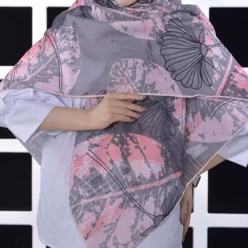 روسری طرح برگ و قاصدک