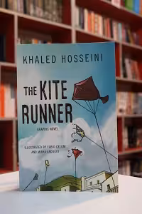 The Kite Runner اثر Khaled Hosseini