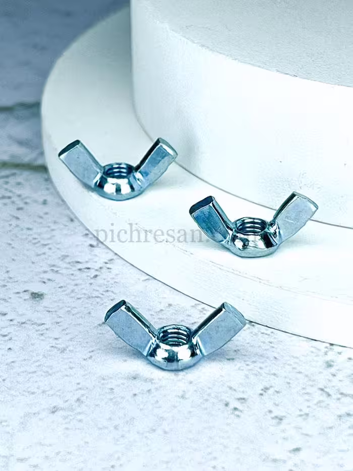 مهره خروسکی سایز 10 میلیمتر بسته 300عددی