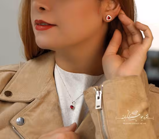 💍نیم ست ظریف قلب با رنجیر و نگین یاقوتی نقره عیار 925 (N_4164)‌‌‌‌‌‌