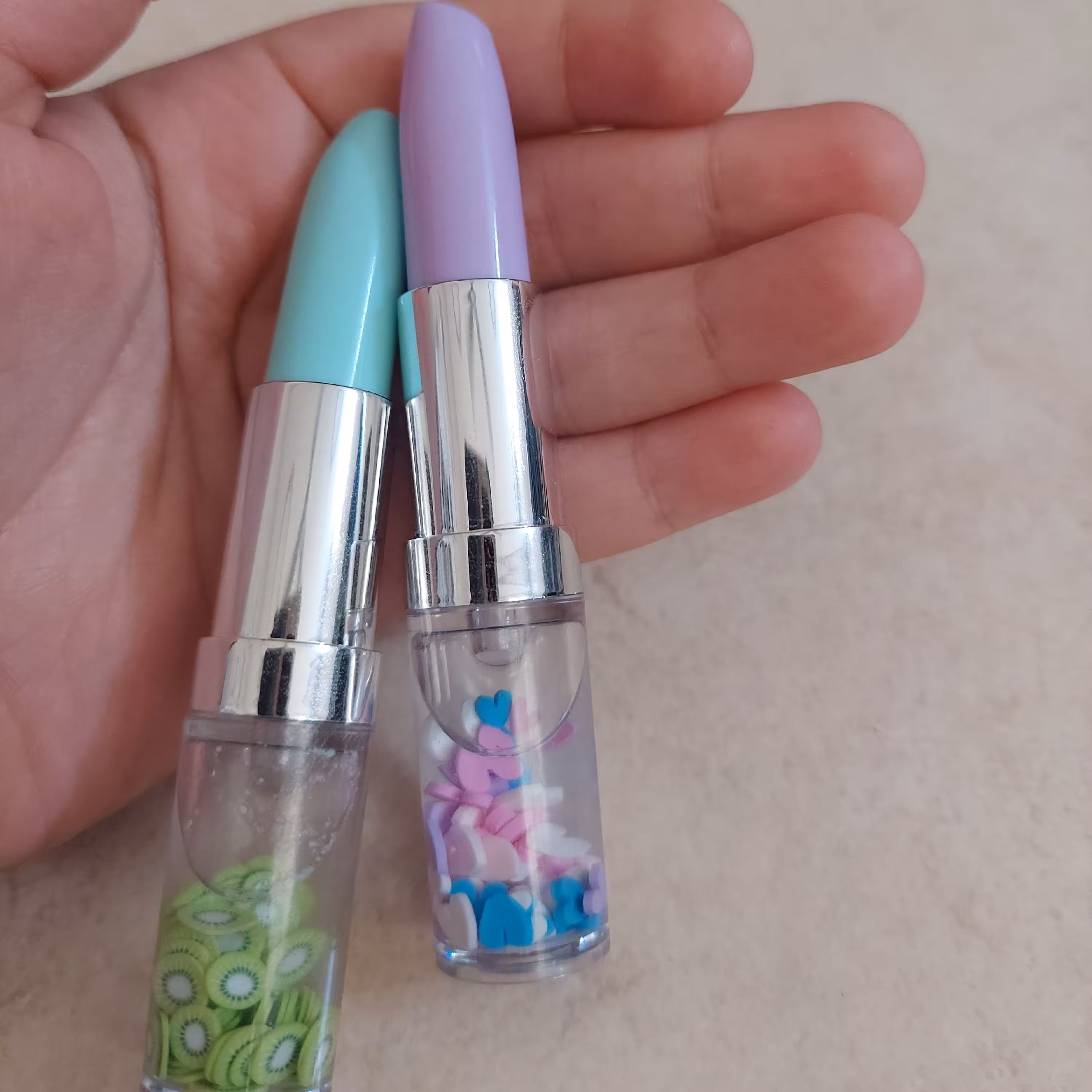 خودکار طرح رژلب در دو طرح