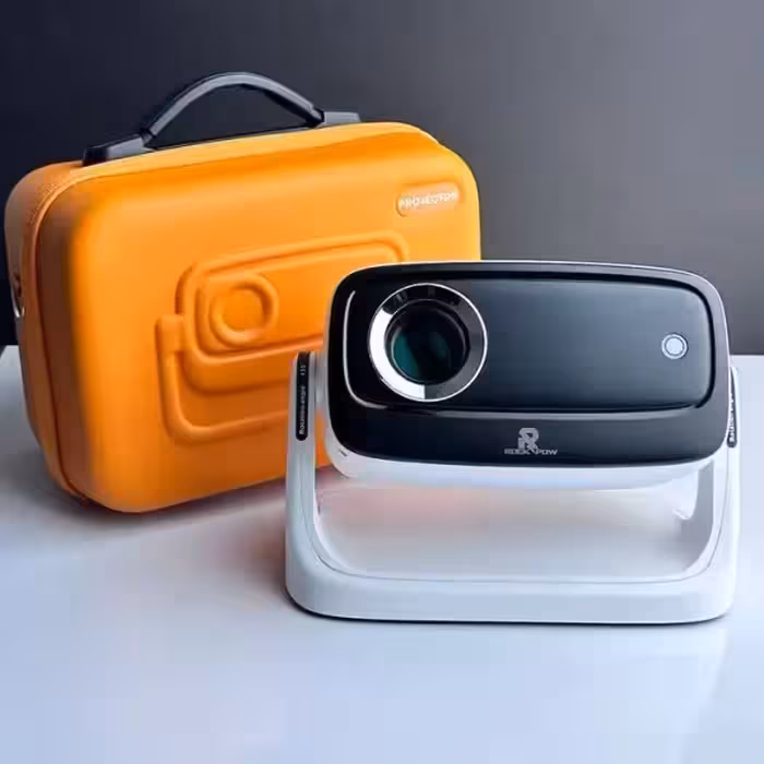 ویدیو پروژکتور ROCK-POW C10همراه با کیف قابل حمل