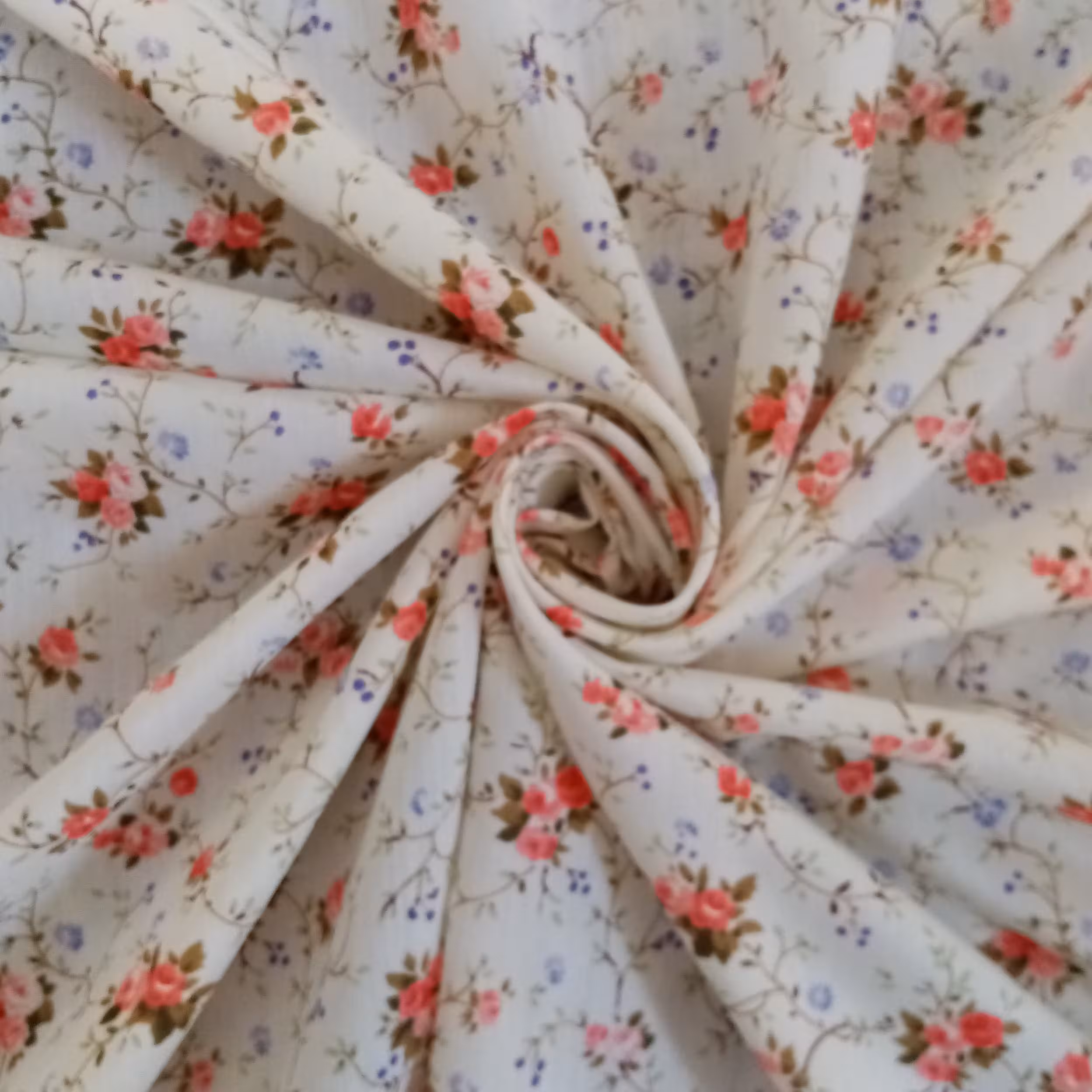 پارچه گل گلی