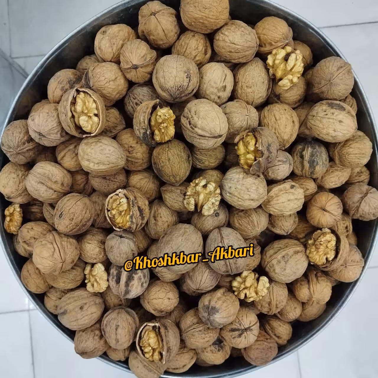 گردو امساله پوست نازک  صد درصد ایرانی پرچرب و خوشمزه  گردو عالی 