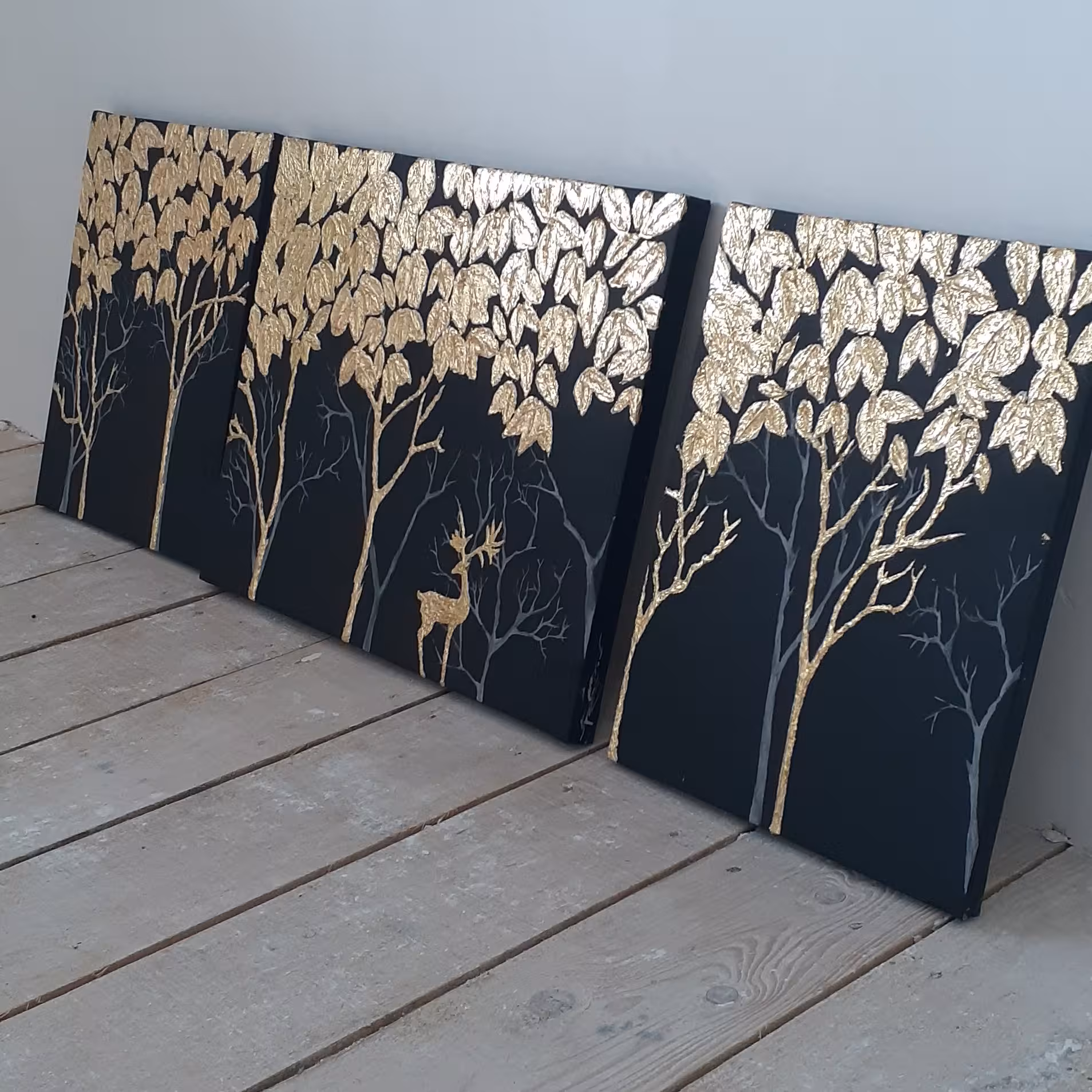 تابلو دکوراتیو مدرن درختان طلایی جنس بوم پارچه ای کتان با کیفیت  برجسته با ورق طلا و خمیر تکسچر   هنر دست