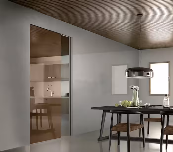 مکانیزم روف هنگ 240cm تک درب فریم لس شیشه ای ساختمانی با عرض حداکثر 120cm فانتونی کد K108