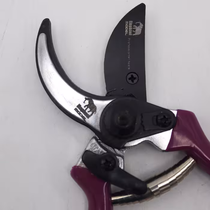 قیچی باغبانی مدل الفنت کد YP-FX-9INCH