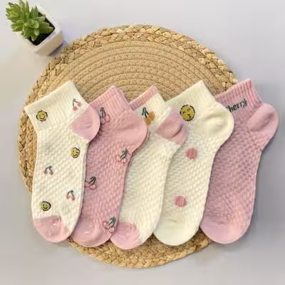 جوراب کشی طرحدار